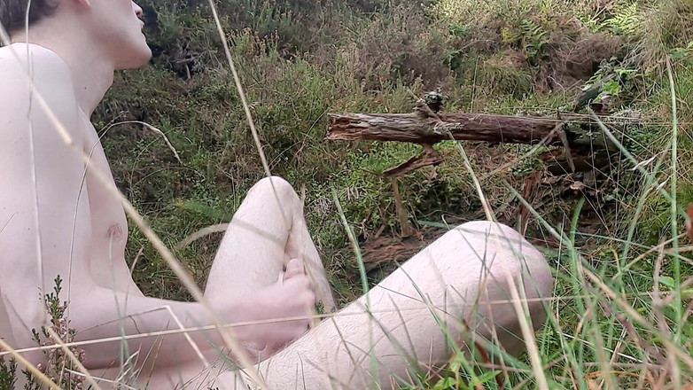 Forest Boi: Draußen wichsen