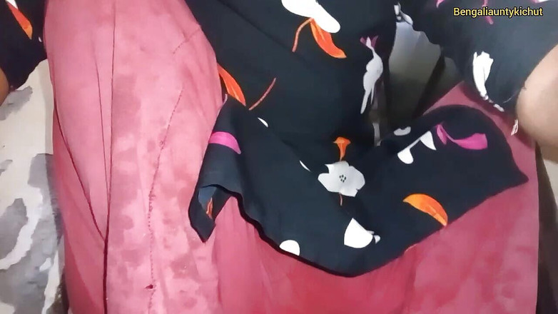 Bengaliauntykichut: アソコが痒くなっていたので、お風呂に入りました。