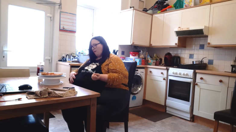 SSBBWLadyBrads: BBW SSBBW fanfiction fantasy eating and body growth