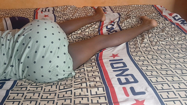 Fridayborn3: Người giúp việc châu Phi bị ông chủ đụ