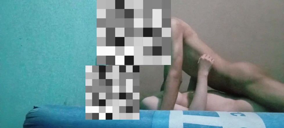 Famly sex: Một người bạn trong khi đến thăm nhà nội trú của...