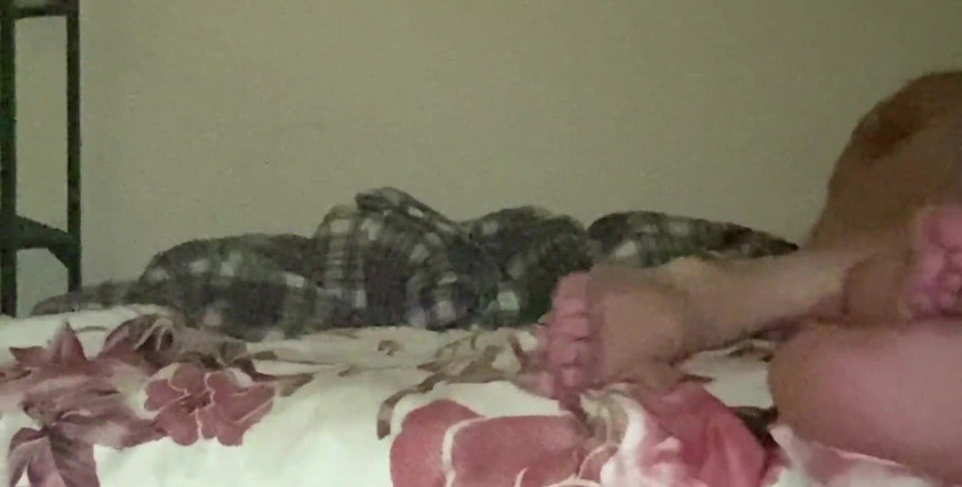 Jollyfuckingoldman: 거친 변태 섹스에 빠진 BDSM 새아빠 2부