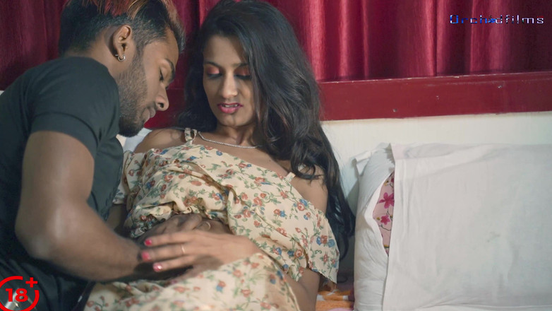 Xtramood: Desi dívka podvádí svého boyfreind, hardcore desi sex