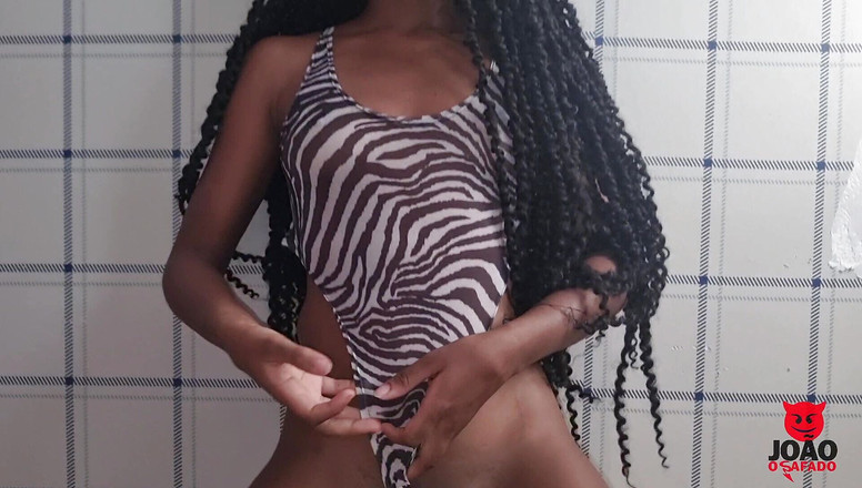 Joao the Safado: Našel jsem tuto černou holku s těmi malými prsy, zavolal jsem...