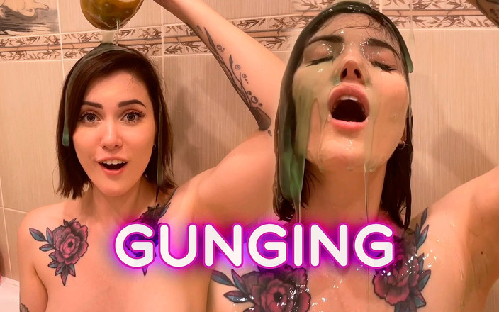 Stacy Moon: Je me branle pour la première fois de ma vie