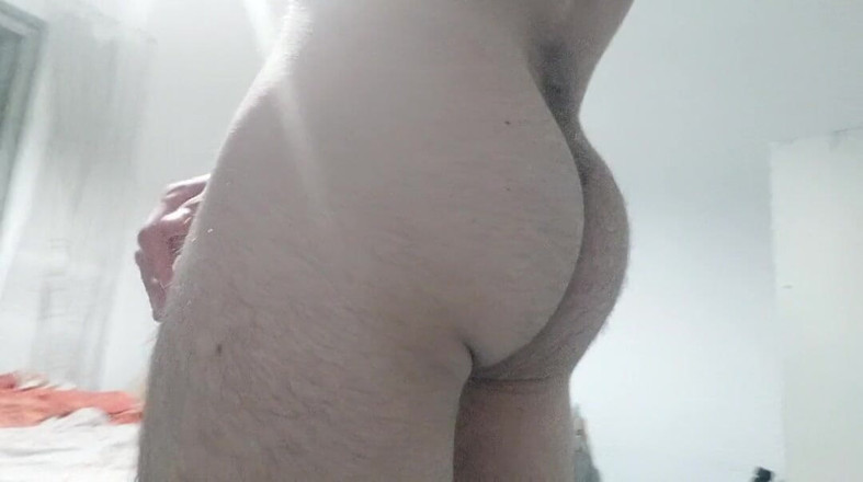 LapijARG: 初めてカメラに映った私の毛むくじゃらのお尻、好きですか?