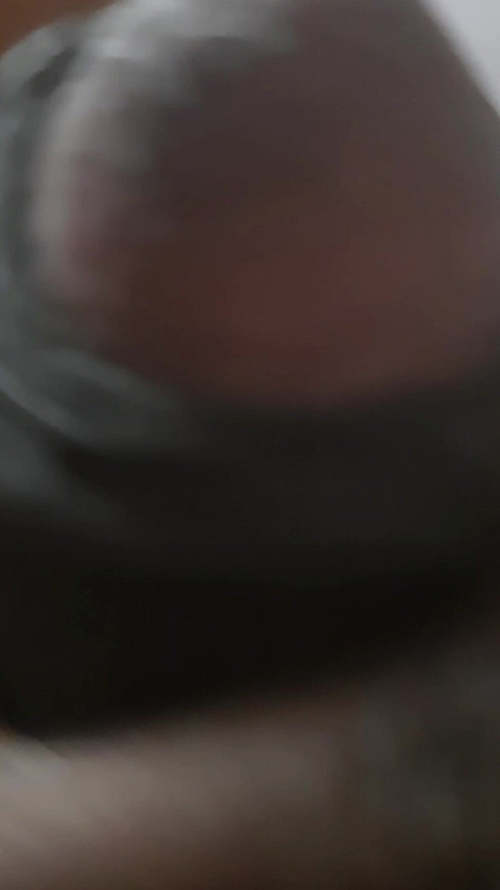 Lubina45: 一个男人沉迷于自我探索的个人隐居。