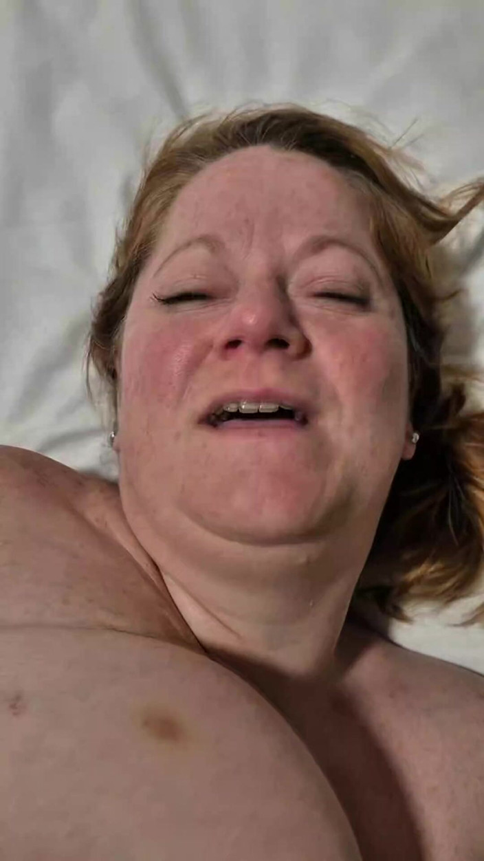 Lola38g: Lulu Does Messy Bareback Anal