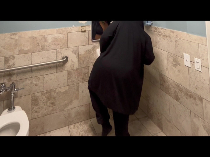 Anye Meshell: Poison Ivy'nin külotu ıslanıyor!