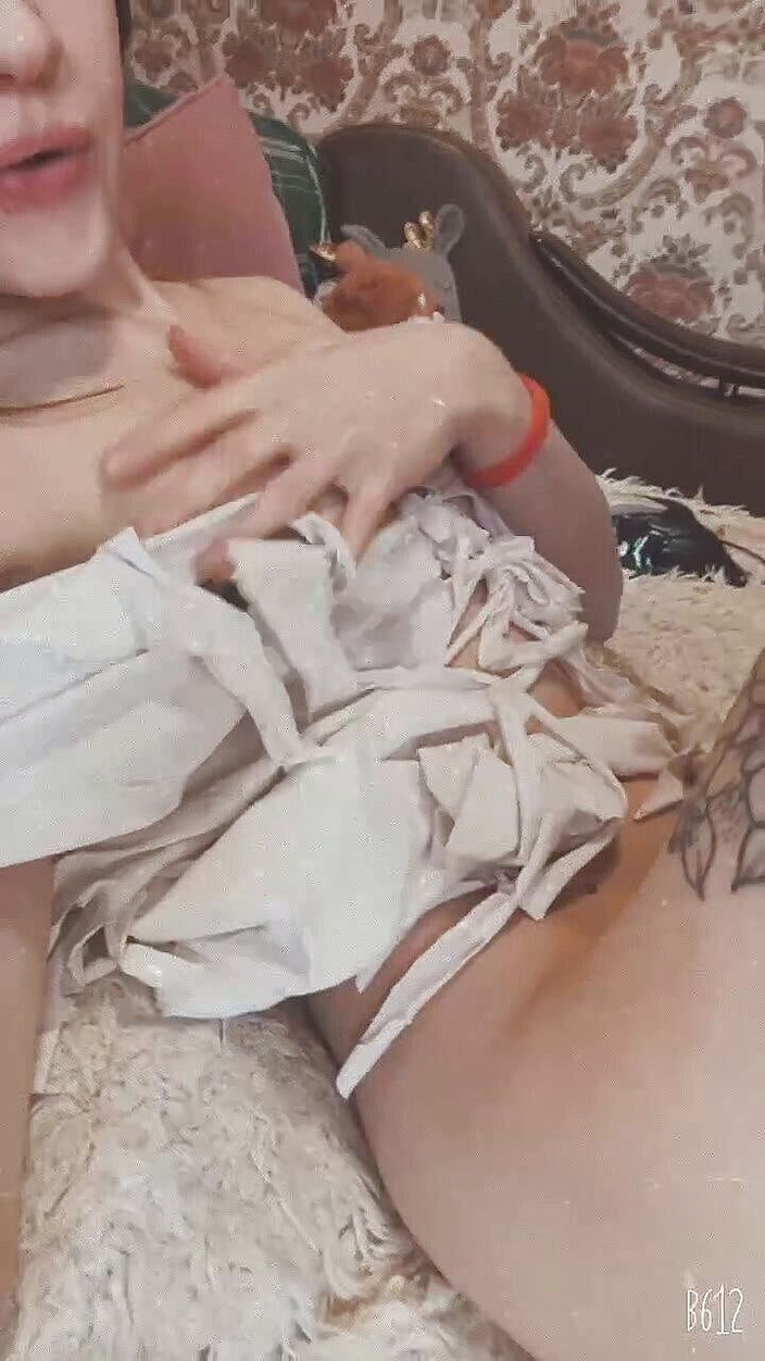 KrissCrystall: Tôi đang chờ đợi và trêu chọc bạn-LopnLous