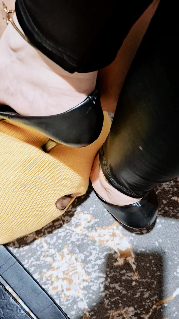 Miss lilith: Part 2 Extreme Facesitting Slave Training Intense Foot Worship, Shoe Domination &amp;...