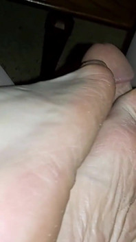Lingerie Lovers - Monday Night Footjob - Rubbing It Raw