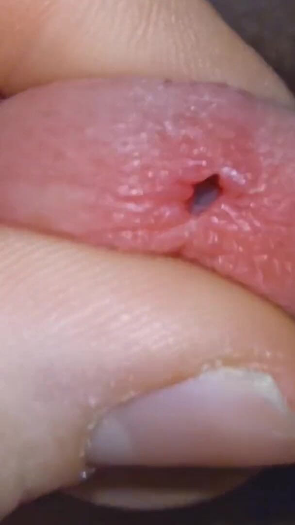 Glassofsperm: Mladý nadržený dospívající chlapec si v noci hraje se svým...