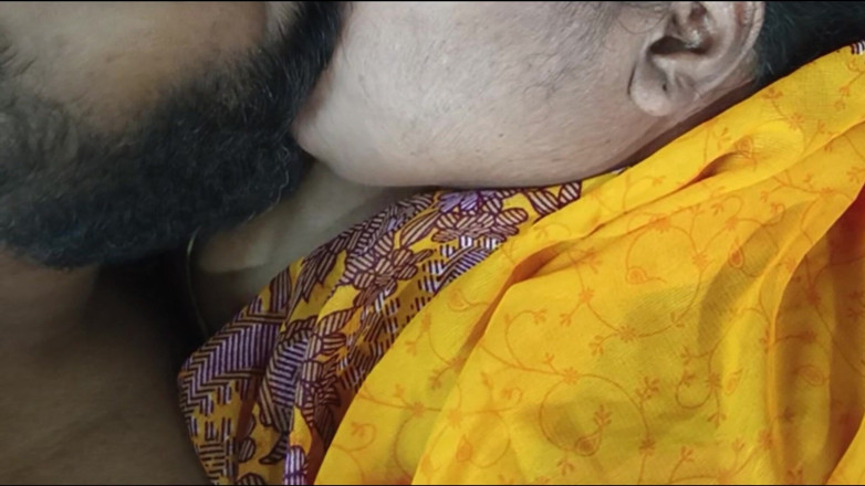 Indian IFS: Hot Kiss with Hand Job