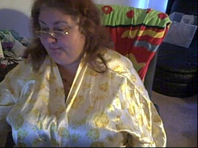 BBW nurse Vicki adventures with friends: Balonlarla oynadığım kamera gösterisi