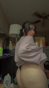 Göğüslerimin sevimli olduğunu mu düşünüyorsun?