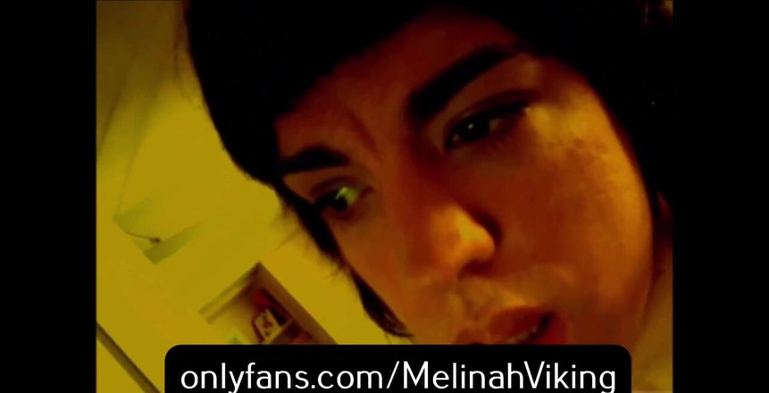 Melinah Viking: Tinted Cam Tetek Mengusik