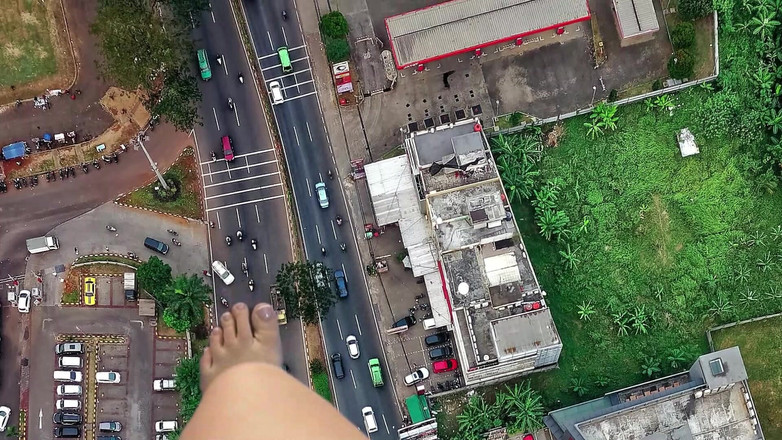 Sasha Curves: Bevuxen