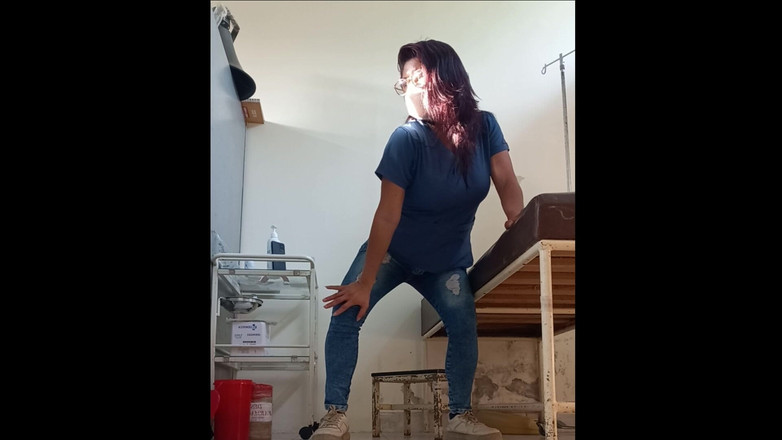 Martin13: Я медсестра, а также шлюха