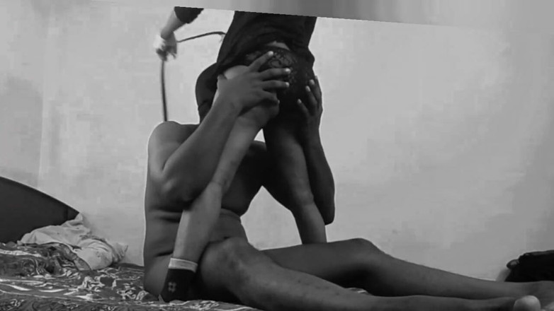 Kamadevathaii: 내 남편과 핫한 섹스