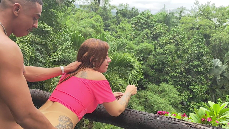 Jhonny Punp: Man Presenterar Fru Med En Svart Begåvad Ätare Och Hon Släpper...