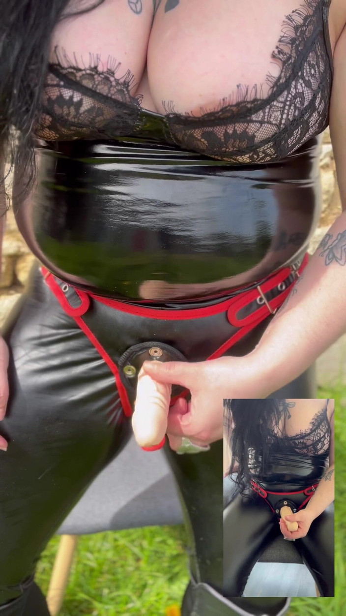 Maitresse Clara: JOI는 작은 자지를 위한 것입니다