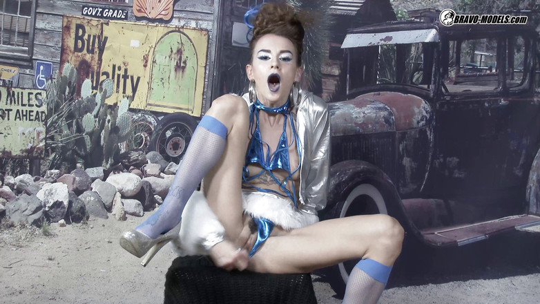 Bravo Models Media: 422 - Adelle Unicorn