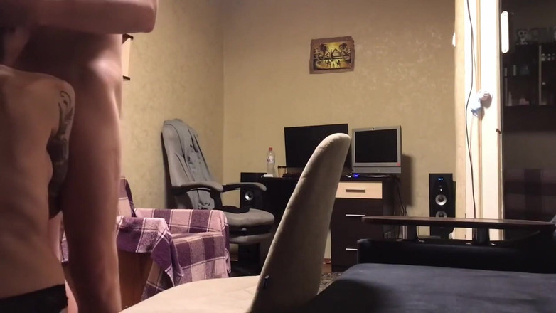 CandyHardX: Eigengemaakt amateur jonge neukpartij