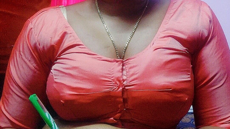 Desi Mohini: 卧室阿姨与男孩浪漫