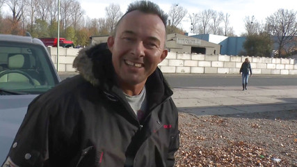 German amateur - 100% German hardcore videos: Une MILF salope se fait baiser et éjaculer dans la bouche