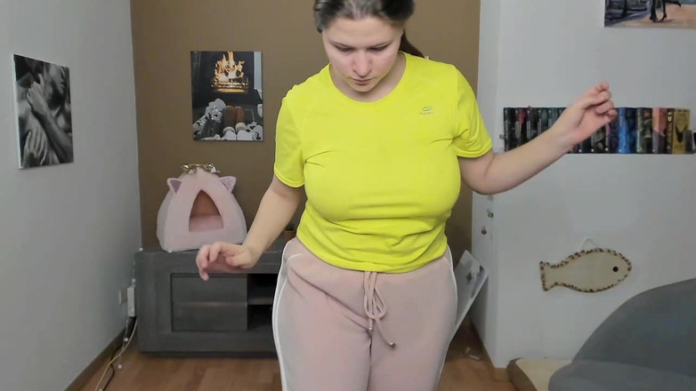 Tina Angel: 뚱뚱한 뚱뚱한 - 내 곡선을 측정하고 작은 옷을 입어보자