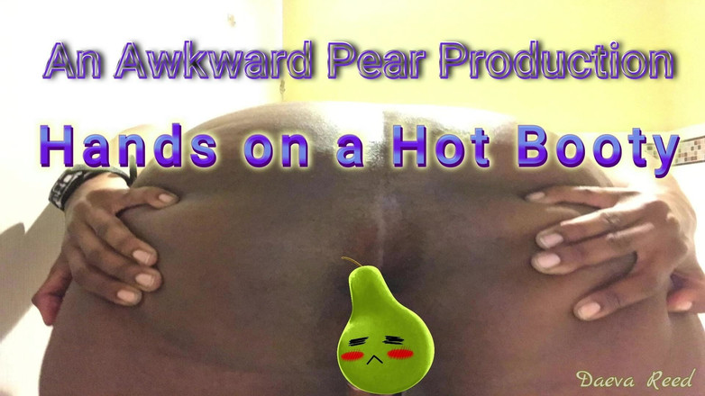 DaevaReed: 双手玩热辣屁股