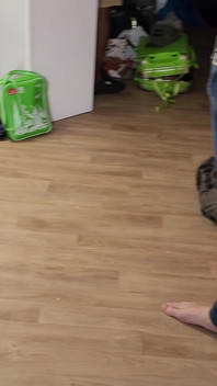 Międzyrasowy gangbang dla dziwki MILF