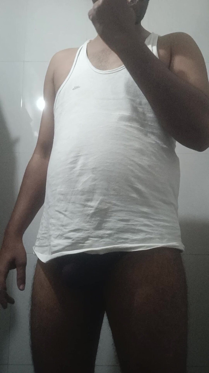 Tausif khan: Pune Main Koi Hain Kya Mujse Chudna Cahe