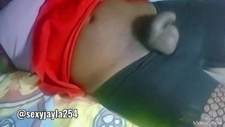 Sexyjayla254: Keňský crossdresser uvolňuje obrovskou nakládačku