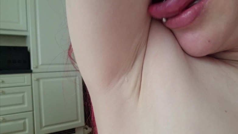 Mistressrola: A Message From the Sun and Licking for the Cuckold