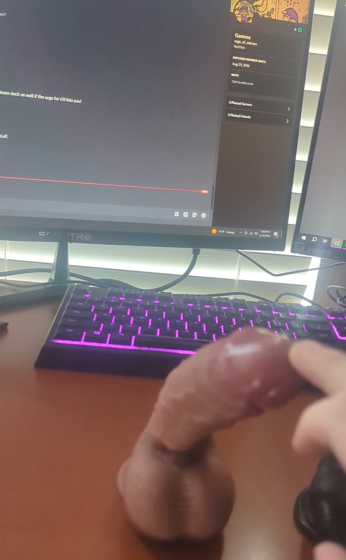 Wallace Accelron: Новая игрушка! Проверить размер дифф! Я определенно буду чувствовать это!