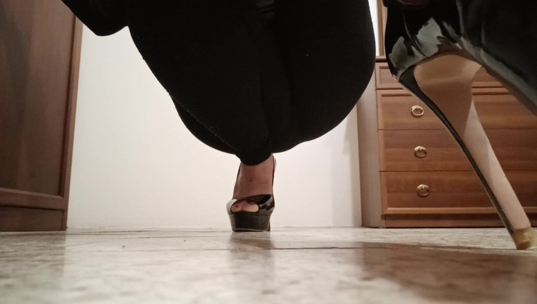 Bergami Melissa: Obryně: Drtím tě filty worm