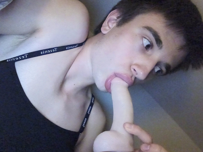 Gryiia: Кам-шлюшка обожает анал