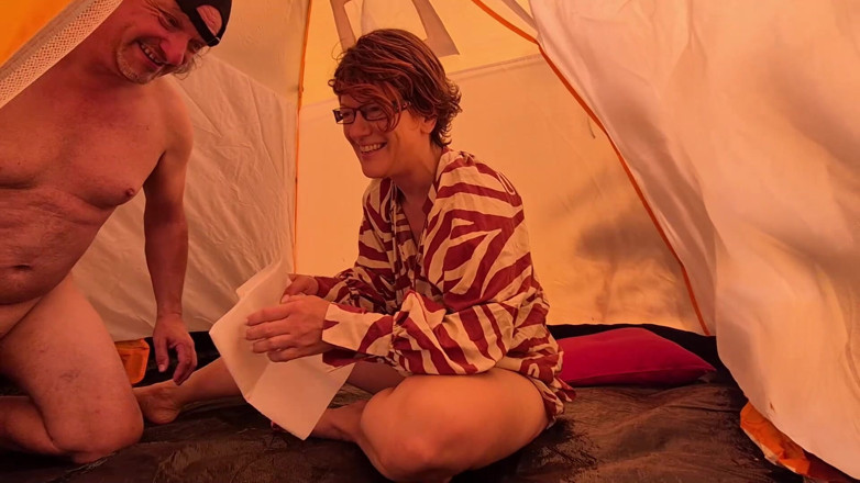 Popp Sylvie: Fucking in a Tent at an Open-air Festival