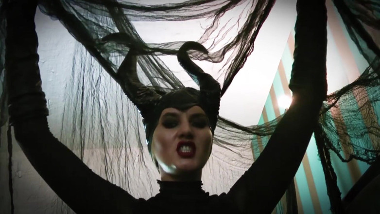 Goddess Celine: Правда или дата - Цензура версия