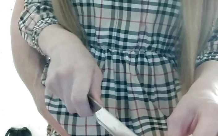 Lizaveta: Splashes of Milk of a Newly-made Stepmom During Hard Sex