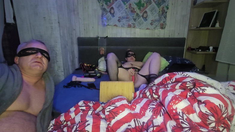 Anal Fetish Couple: Sexy esposa le encanta engañar a su esposo con una...