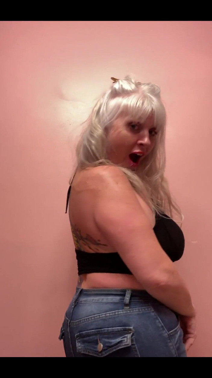 PaintedRose: Menari dengan Ibu!