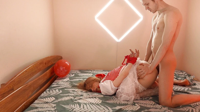Anal Fans Couple: Young Red Riding Hood's anal fucked her in the mouth...