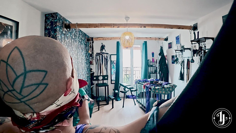 InannaJustice: St Andrews Cross Bondage: Inanna Justice ejaculare senzuală Legături