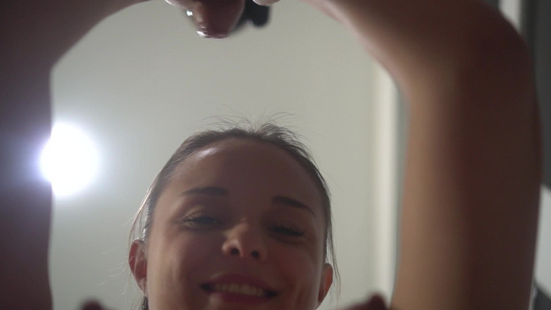 misss_vikki: The Dick Reacts to Every Move