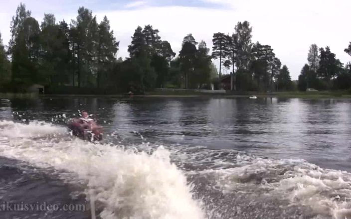 FinAdult Videos: Bugil sambil bugil di hutan Finlandia
