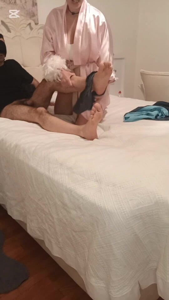 big star: Turkish Couple Playing Truth Dare