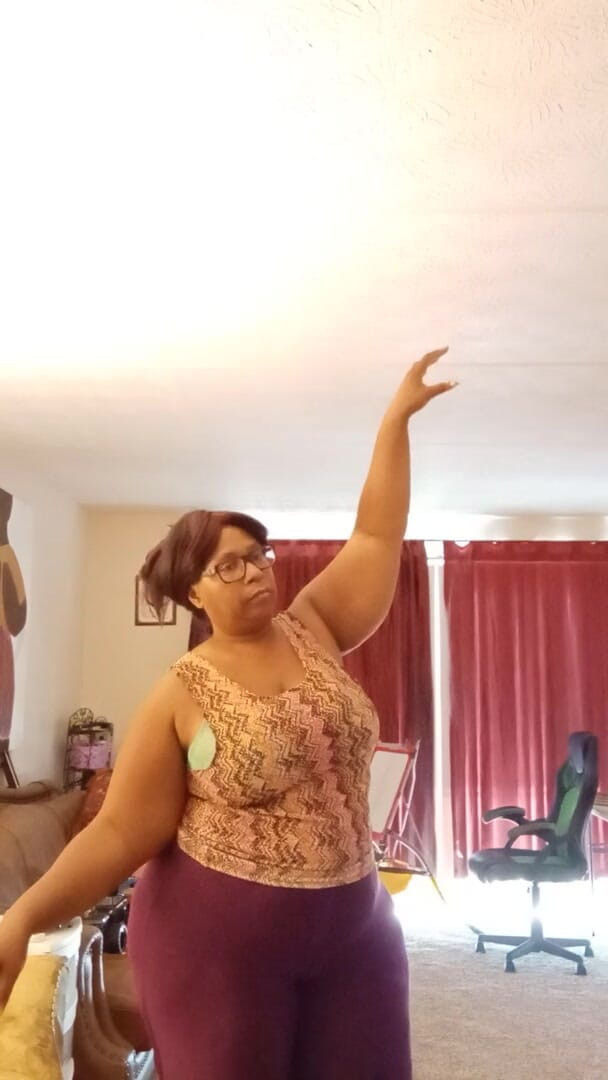 Cosmicrose 678: Bellydancing bbw cougar